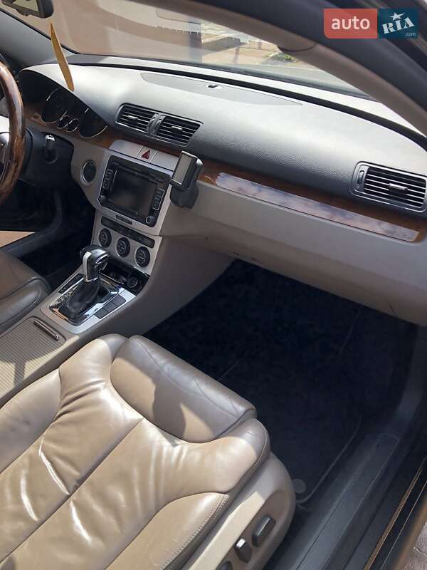 Универсал Volkswagen Passat 2008 в Долине