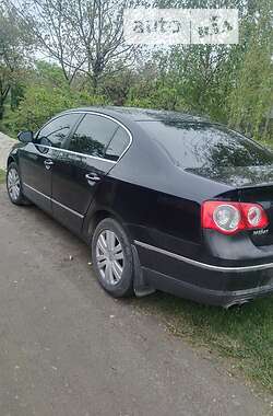 Седан Volkswagen Passat 2007 в Бурштині