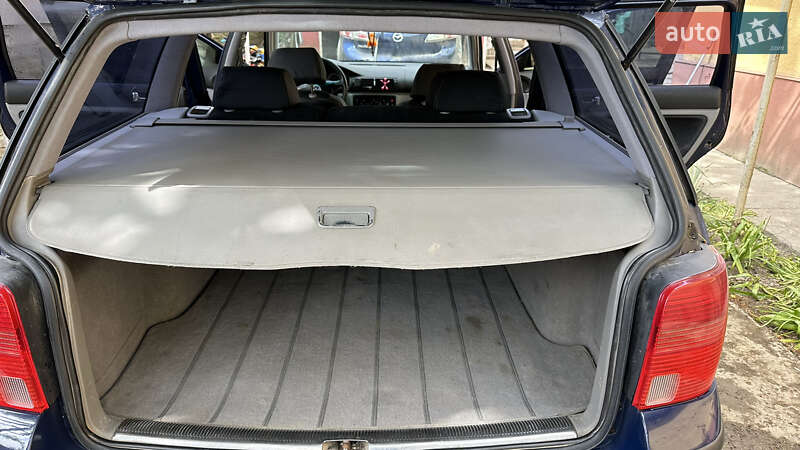 Универсал Volkswagen Passat 1998 в Виноградове