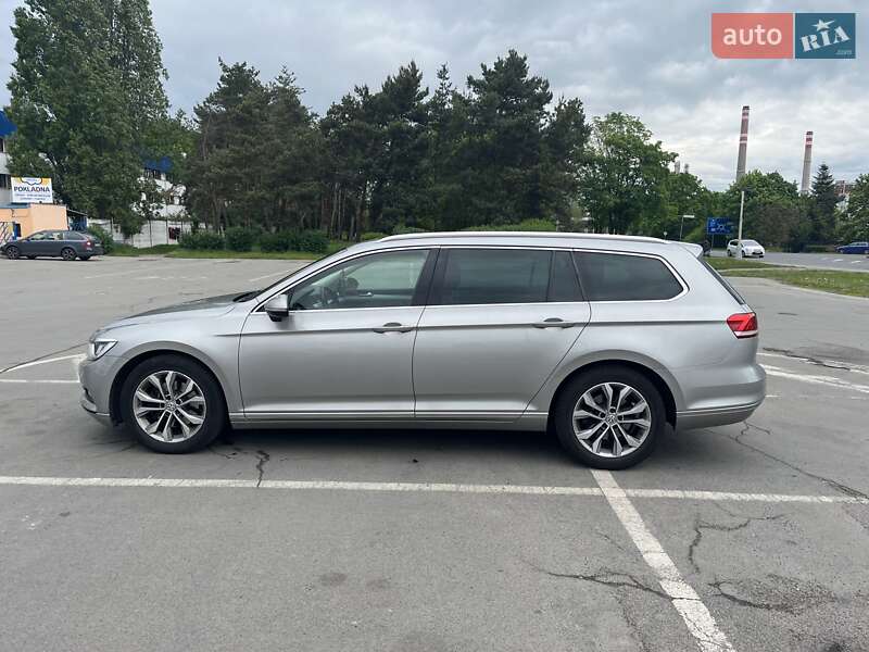 Универсал Volkswagen Passat 2016 в Ужгороде