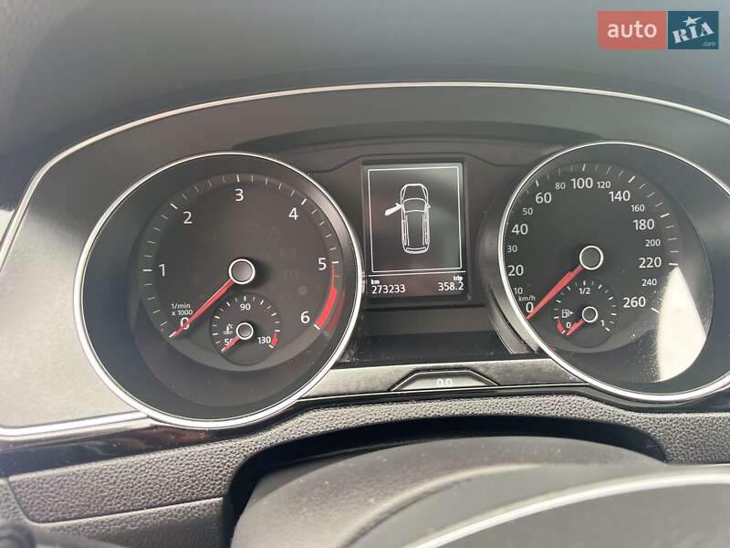 Универсал Volkswagen Passat 2016 в Ужгороде