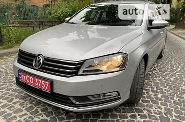 Универсал Volkswagen Passat 2012 в Львове