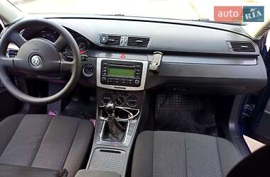 Универсал Volkswagen Passat 2005 в 
