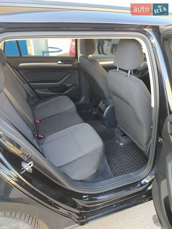 Универсал Volkswagen Passat 2015 в Ахтырке