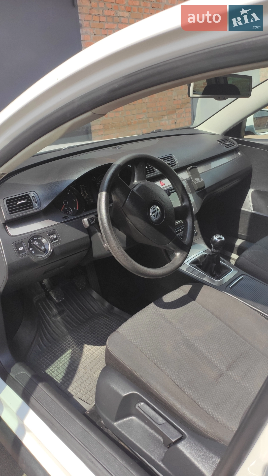 2010 Volkswagen Passat - мініатюра 33