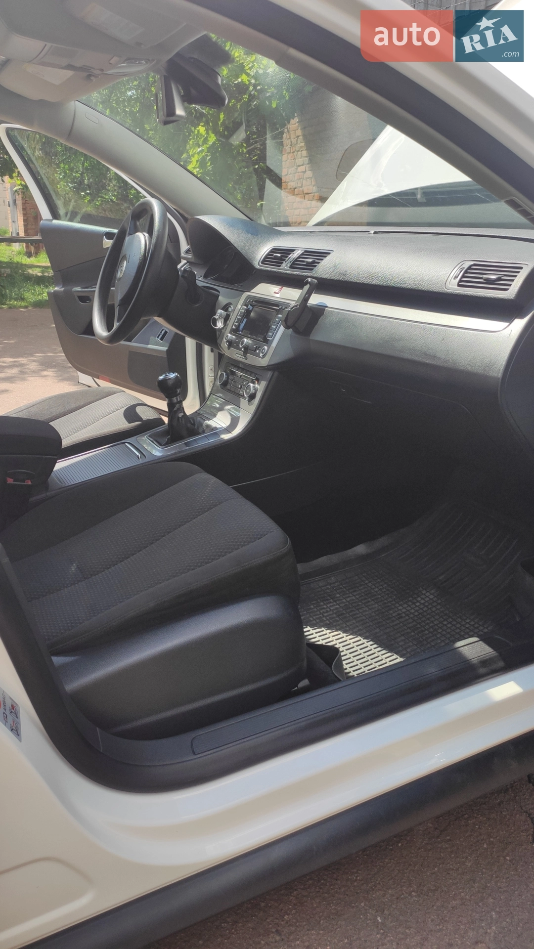2010 Volkswagen Passat - мініатюра 37