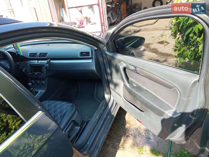 Универсал Volkswagen Passat 2013 в Белой Церкви