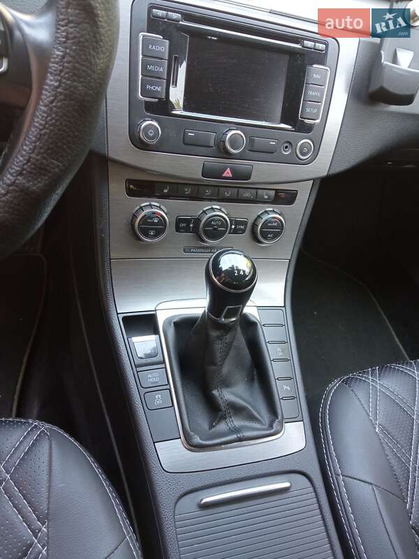 Универсал Volkswagen Passat 2013 в Белой Церкви