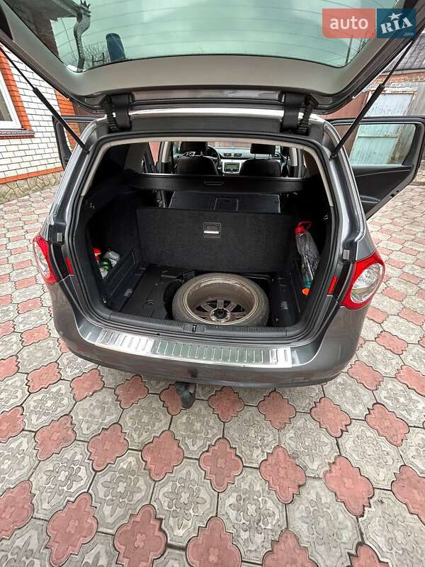 Універсал Volkswagen Passat 2006 в Харкові