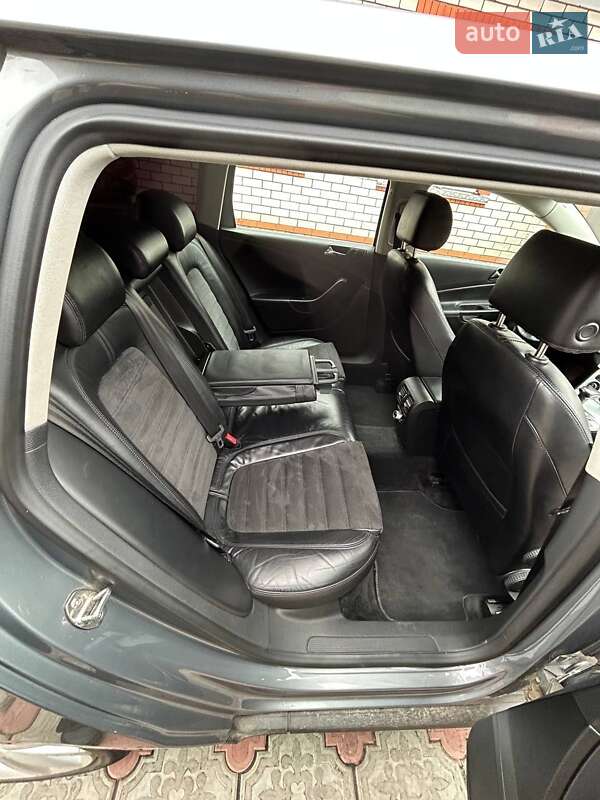Універсал Volkswagen Passat 2006 в Харкові