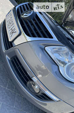Седан Volkswagen Passat 2007 в 