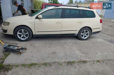 Универсал Volkswagen Passat 2008 в Пустомытах