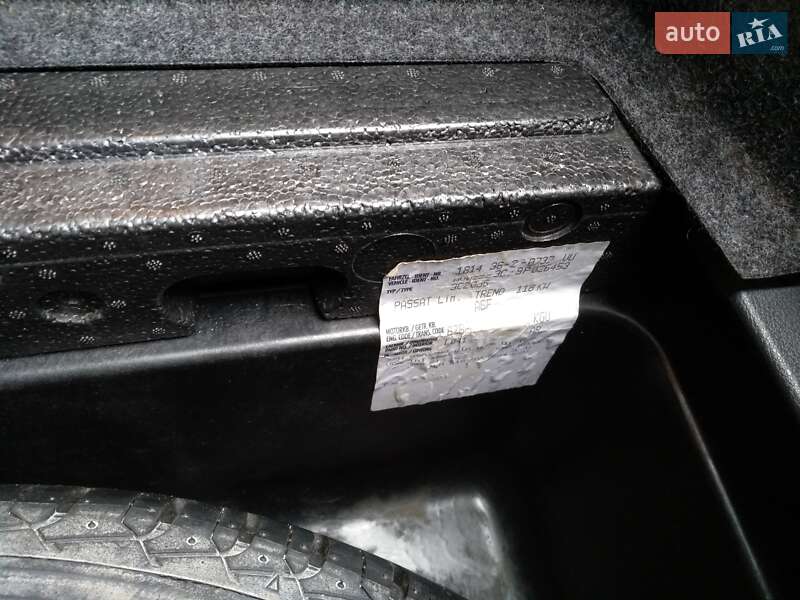 Седан Volkswagen Passat 2008 в Киеве