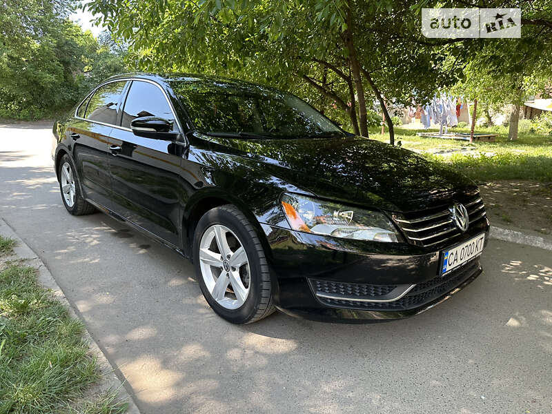 Седан Volkswagen Passat 2014 в Звенигородці