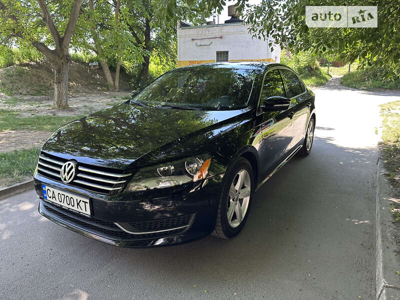 Седан Volkswagen Passat 2014 в Звенигородці