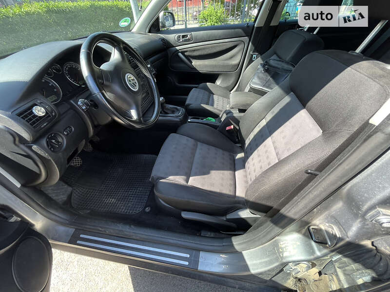 Универсал Volkswagen Passat 2003 в Харькове