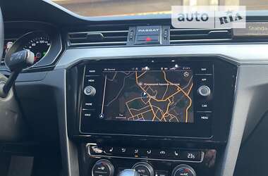 Седан Volkswagen Passat 2020 в 