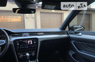 Седан Volkswagen Passat 2020 в 