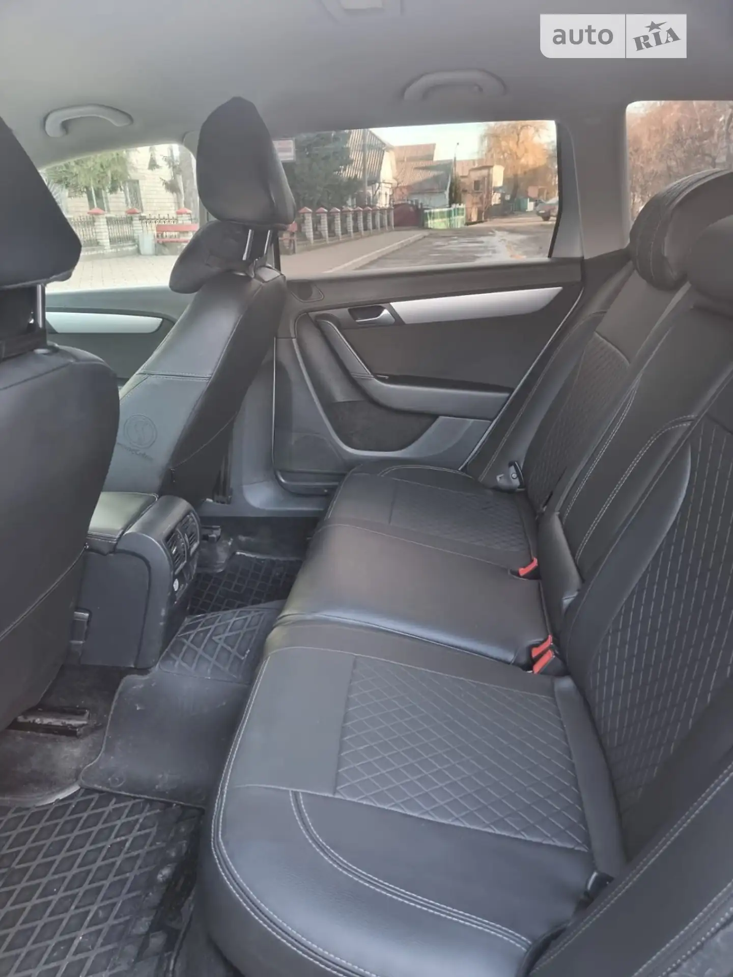 2012 Volkswagen Passat - мініатюра 6