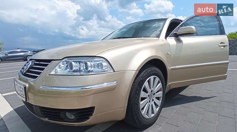 Седан Volkswagen Passat 2001 в Мукачево