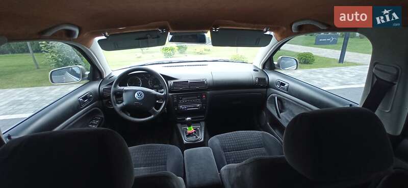 Седан Volkswagen Passat 2001 в Мукачево