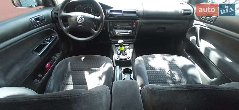 Седан Volkswagen Passat 2001 в Мукачево