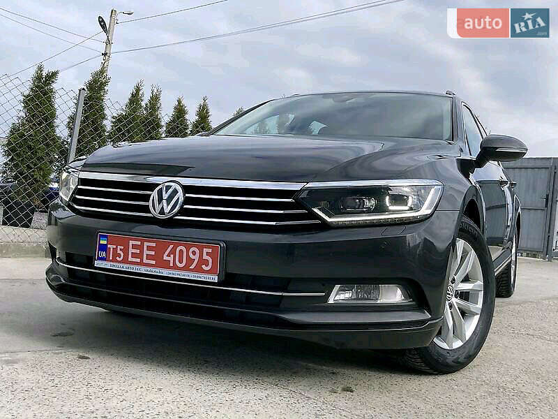 Универсал Volkswagen Passat 2017 в Бориславе