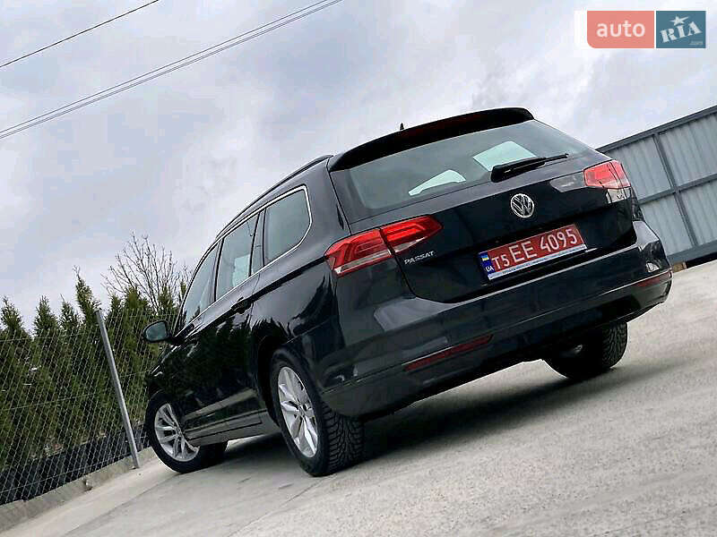 Универсал Volkswagen Passat 2017 в Бориславе