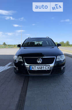 Універсал Volkswagen Passat 2010 в Івано-Франківську