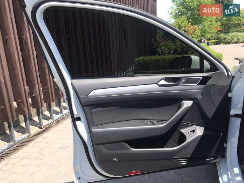 Універсал Volkswagen Passat 2018 в Черкасах