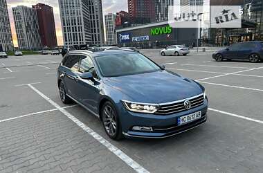 Универсал Volkswagen Passat 2014 в Киеве