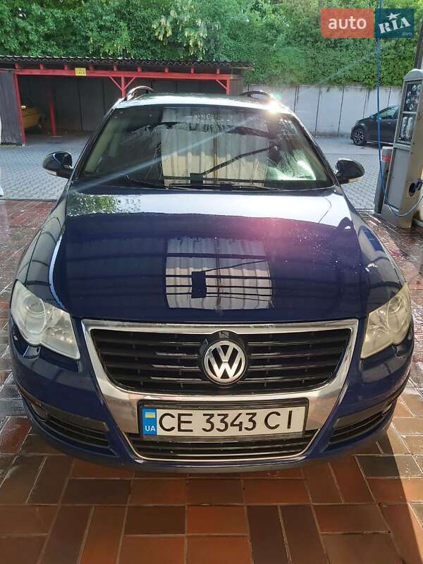 Універсал Volkswagen Passat 2006 в Чернівцях
