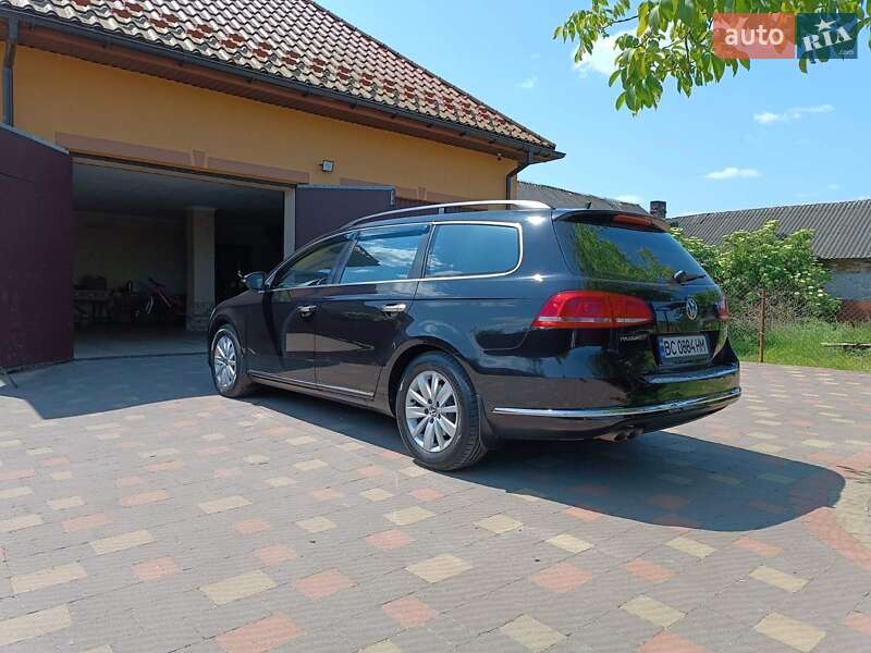 Универсал Volkswagen Passat 2012 в Львове