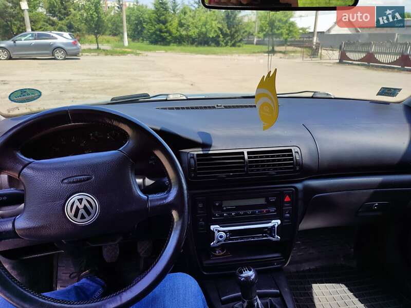 Універсал Volkswagen Passat 1998 в Івано-Франківську