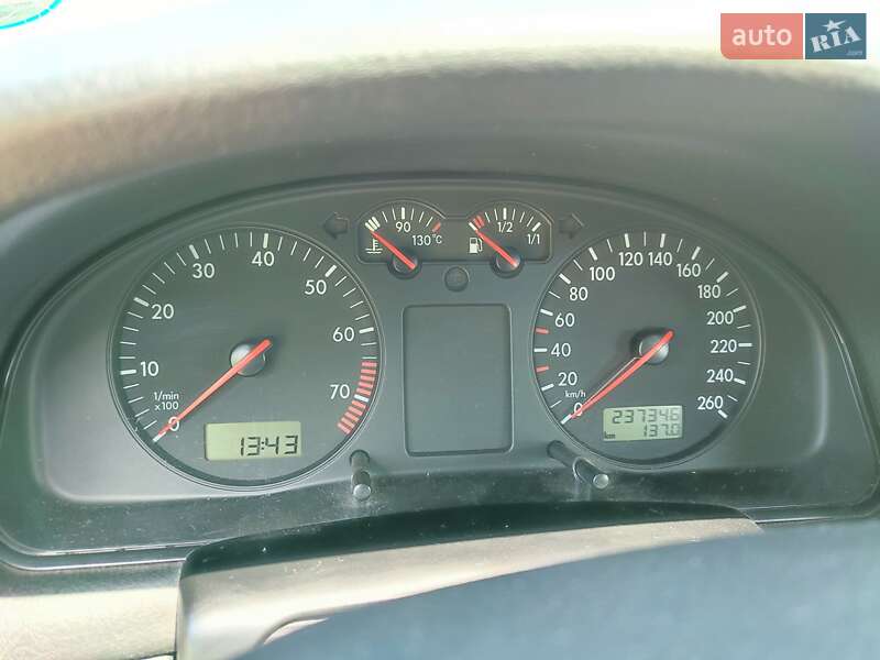 Універсал Volkswagen Passat 1998 в Івано-Франківську