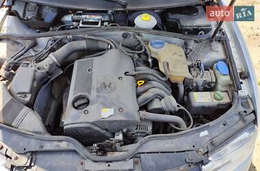 Универсал Volkswagen Passat 1998 в 