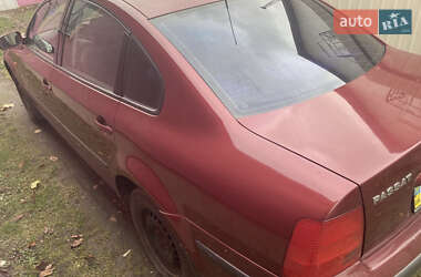 Седан Volkswagen Passat 1998 в Борисполі