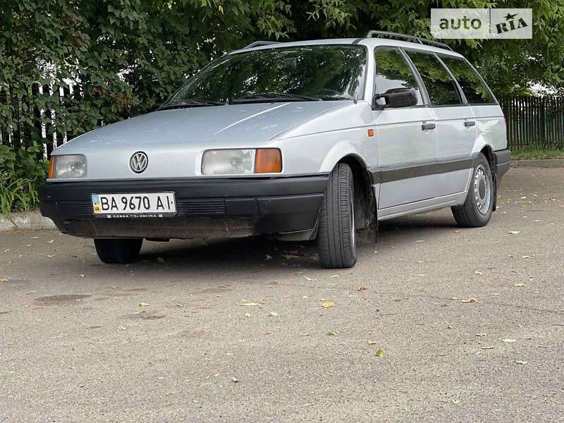 Універсал Volkswagen Passat 1992 в Кропивницькому