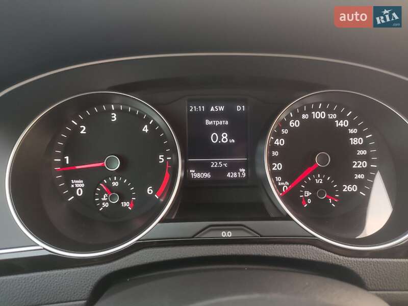 Універсал Volkswagen Passat 2017 в Тернополі