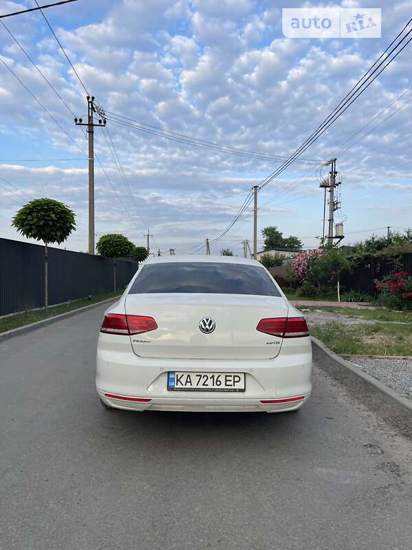 Седан Volkswagen Passat 2016 в Вишневому