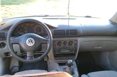 Универсал Volkswagen Passat 1999 в Киеве