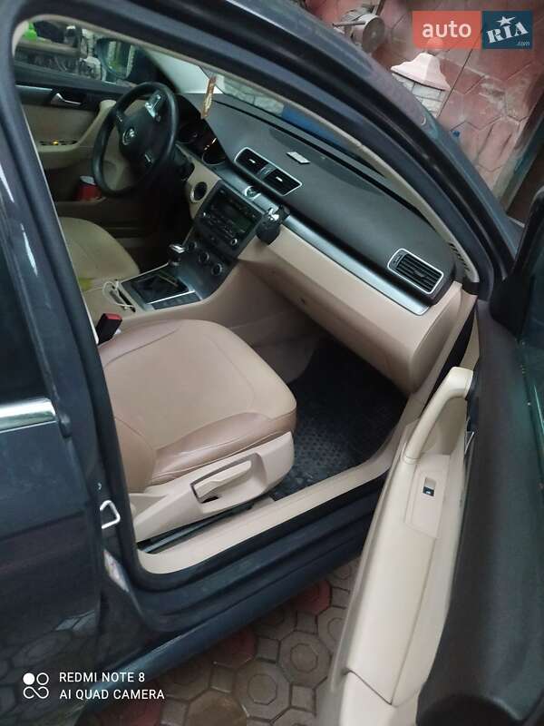 Универсал Volkswagen Passat 2012 в Каменец-Подольском фото 11 Универсал Volkswagen Passat 2012 в Каменец-Подольском