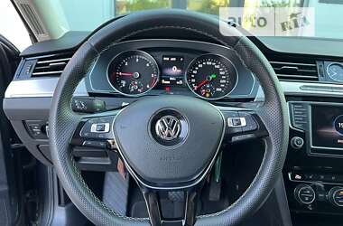 Универсал Volkswagen Passat 2016 в Мукачево