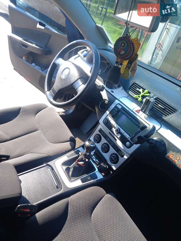 Універсал Volkswagen Passat 2008 в Ковелі