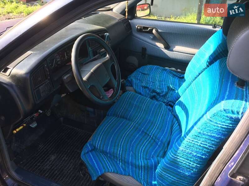 Універсал Volkswagen Passat 1991 в Коломиї