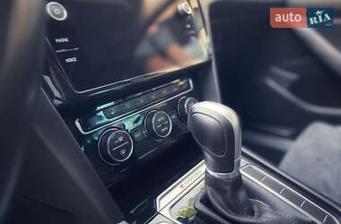 Универсал Volkswagen Passat 2015 в 