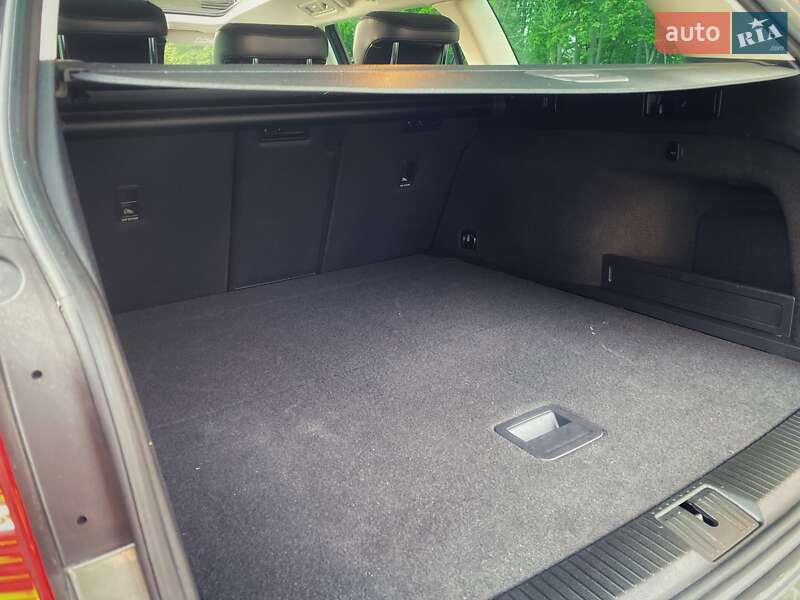 Универсал Volkswagen Passat 2015 в Киеве