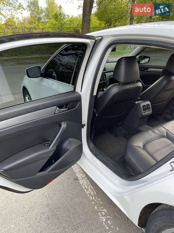 Седан Volkswagen Passat 2013 в Маньковке