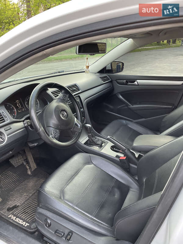 Седан Volkswagen Passat 2013 в Маньковке