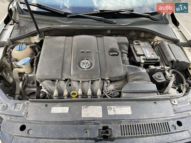 Седан Volkswagen Passat 2013 в Маньковке